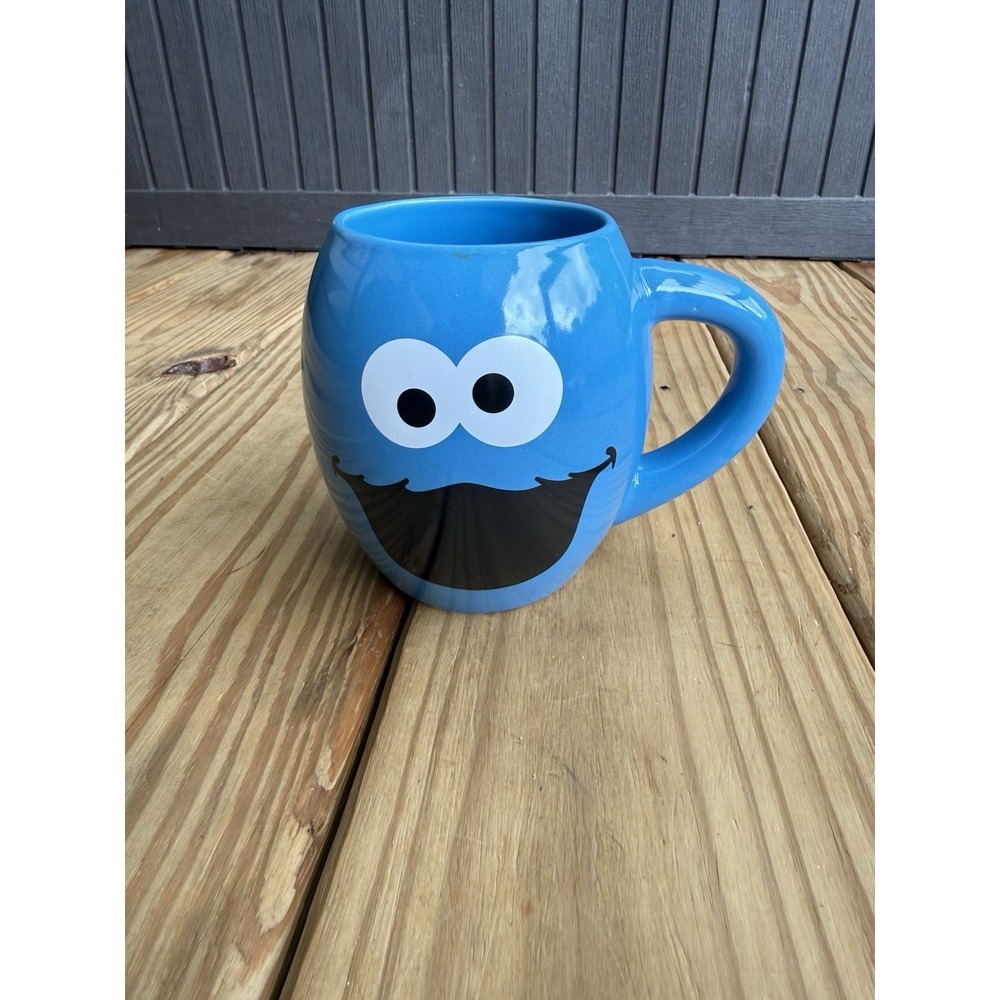 Cookie Monster Num Num Num Mug Blue 2022 Sesame Workshop Microwaveable